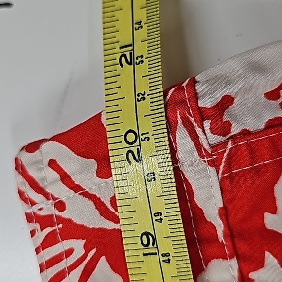 Chaps mens swim trunks. Red, white floral. Size XL. Velcro & tie front. - Picture 11 of 12